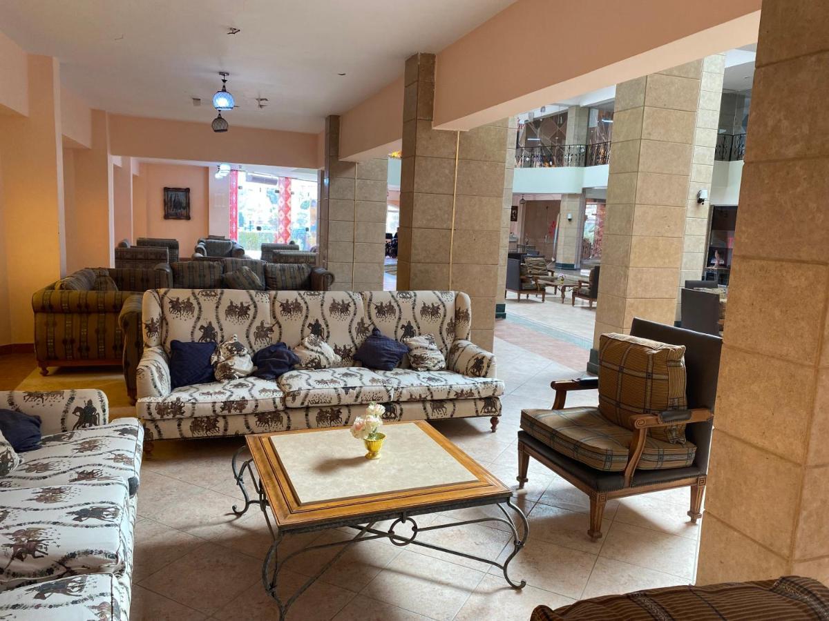 Tolip Inn Resort Fāʼid Exteriér fotografie